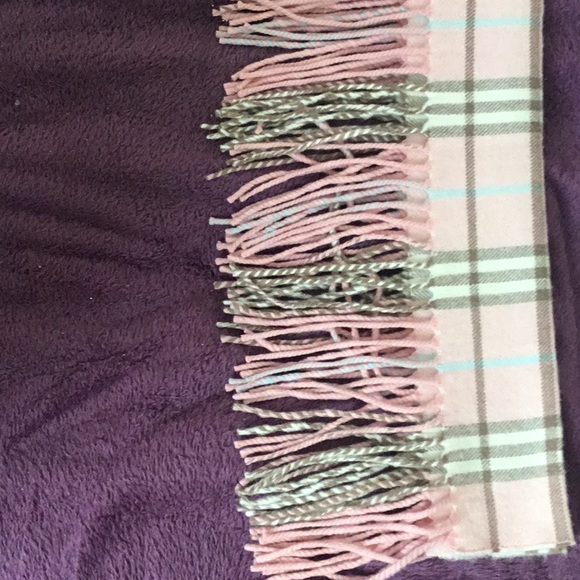AUTHENTIC VINTAGE BURBERRY LONDON NOVA CHECK  100% {Cashmere] PINK Luxury Scarf - Picture 9 of 12
